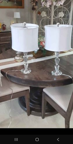 2 lamps