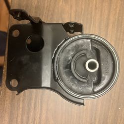 Rear motor mount for 06 Nissan VQ engine