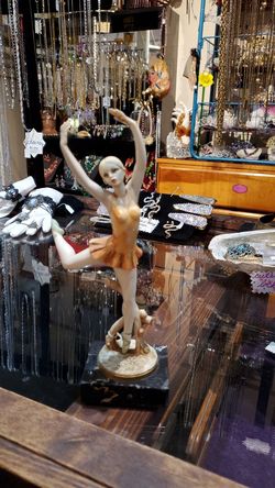Ballerina statue