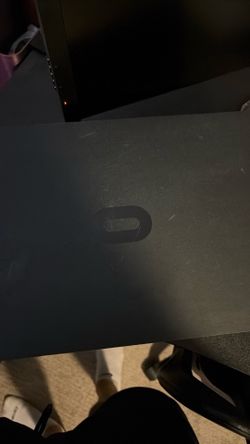 2 PS4s 1 XBOX 1 and original OCULUS check description