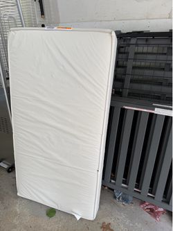 Crib with mattress