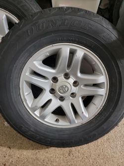 Set of 4 Toyota wheels with tires