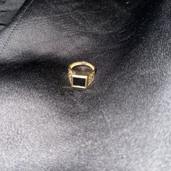 Gold ring