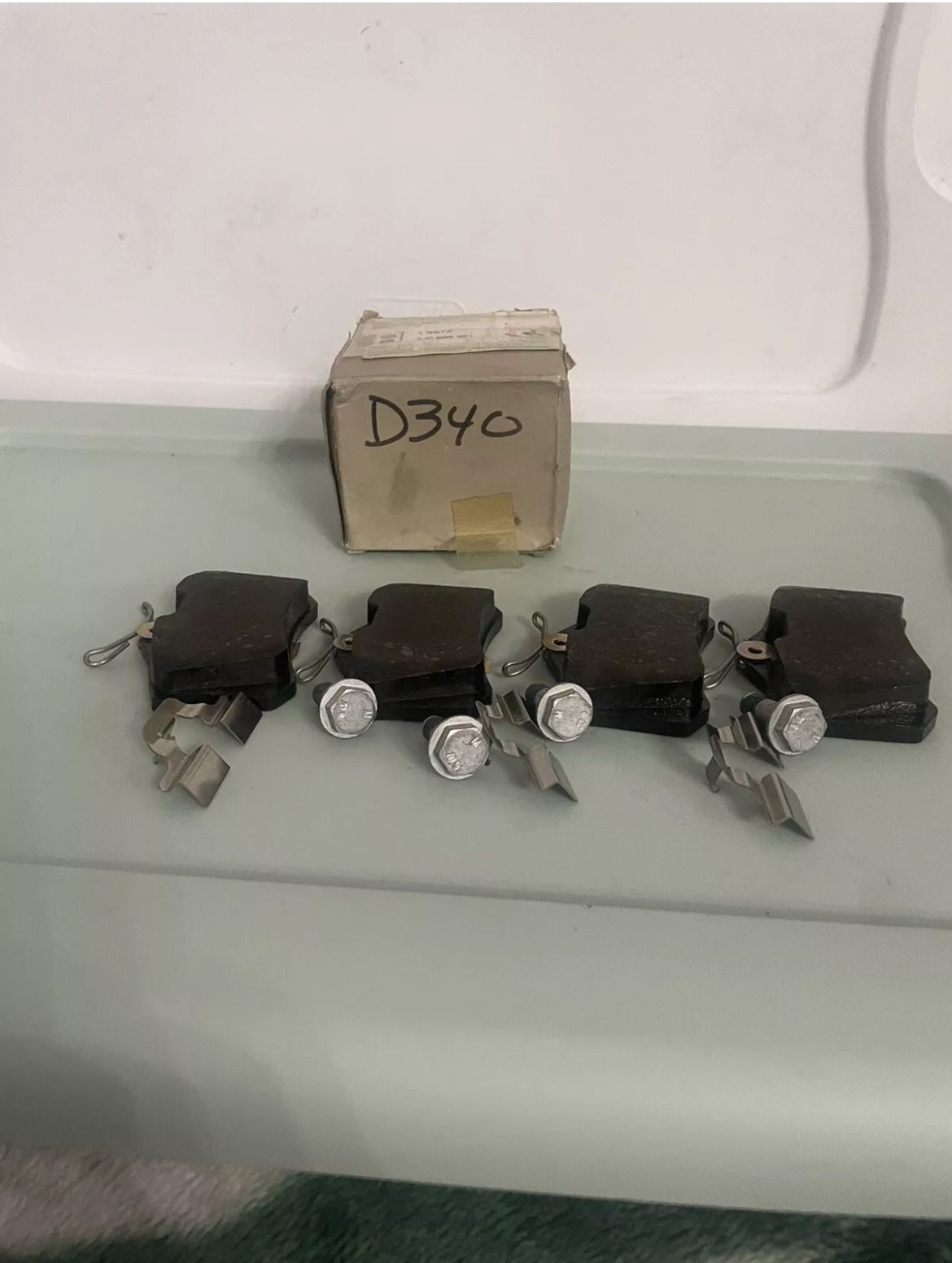 brake pads 1JO698451