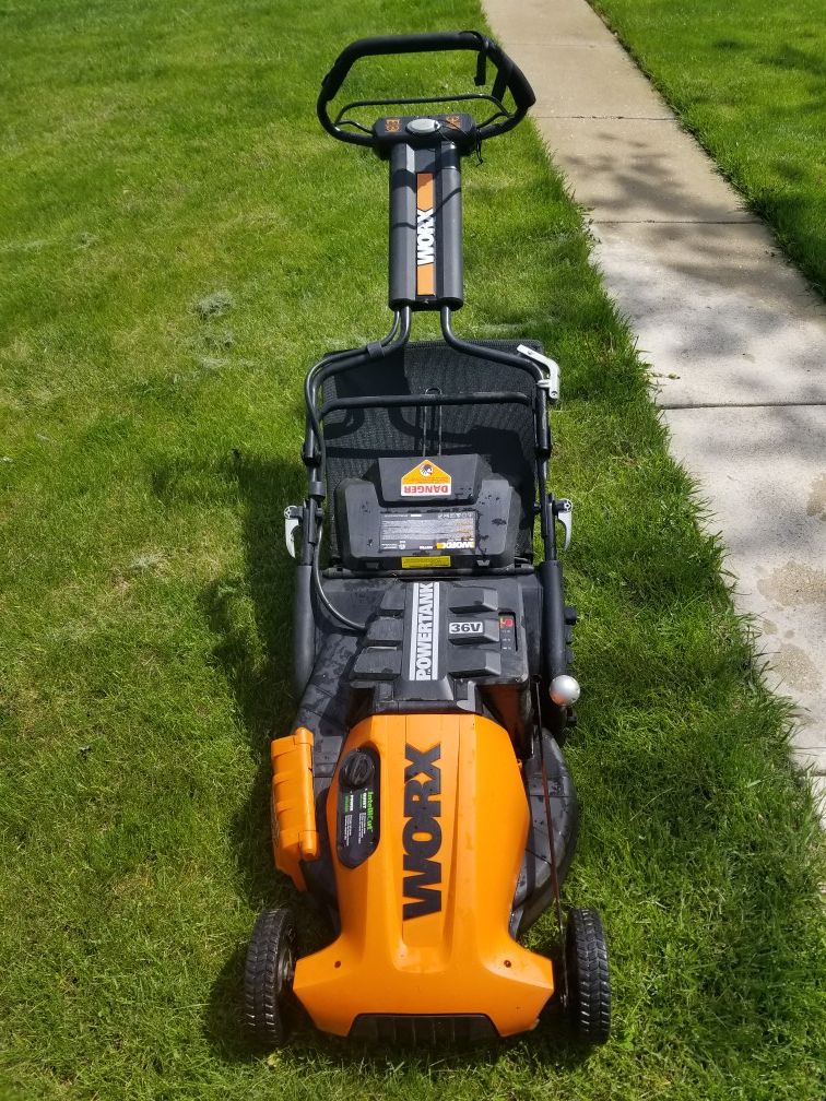 Electric lawn mower *Needs baterry*https://www.woodcraft.com/products/worx-36v-lead-acid-mower-battery-11ah-for-wg781-788-789-model-wa3220
