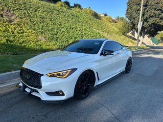 INFINITI Q60 Red Sport AWD