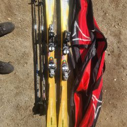Skis, poles and bag