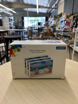 JUOIFIP Premium Acrylic Picture Frame 4x6 Free Standing Desktop Double Sided Set of 3