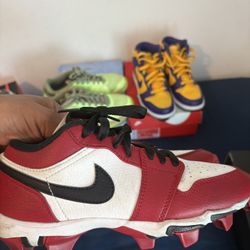 Air Jordan Football Cleats Size 4y - $45 Used For 11 Games 