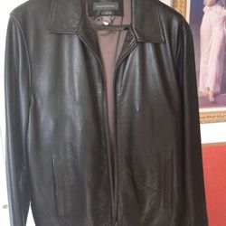 Men's Leather Jacket (Large)