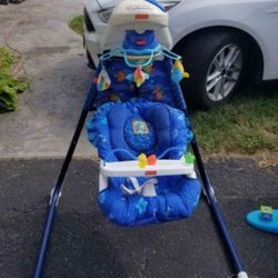 Baby Swing, Non Smoking Home, Everything Works, Batteries Included