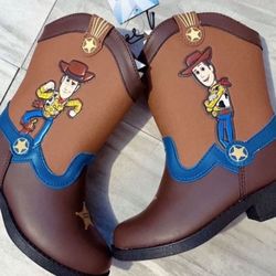 Woody Boots Size 8