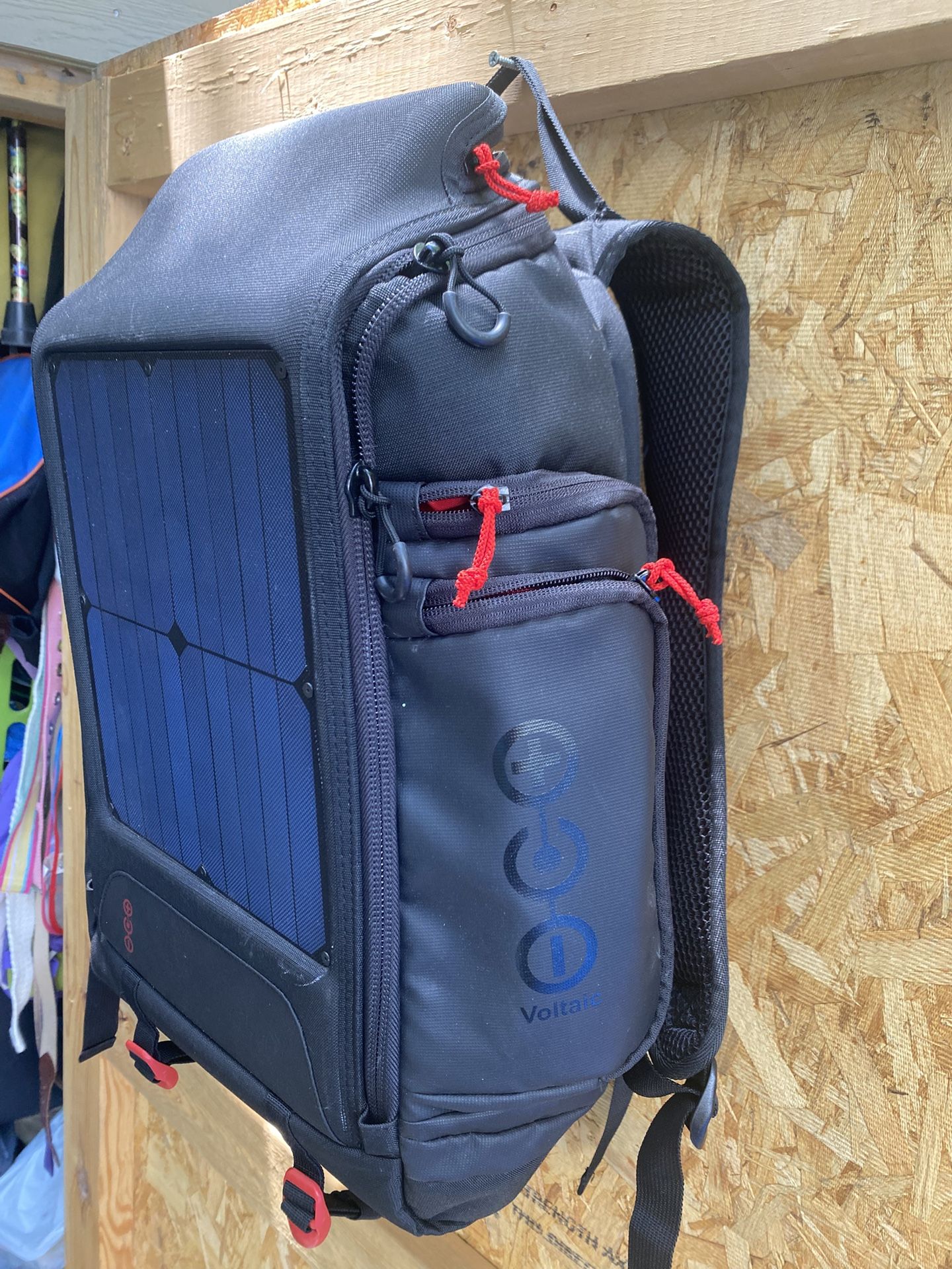Backpack Solar $65๐in Desoto