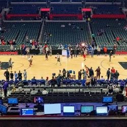 New Orleans Pelicans at Los Angeles Lakers