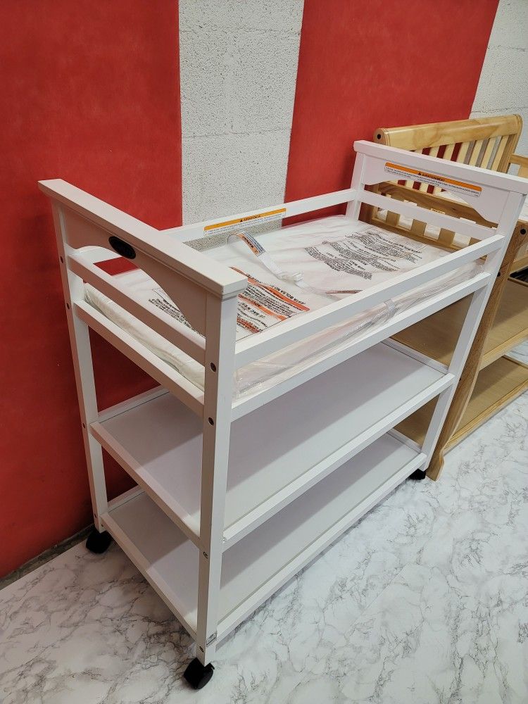 Changing Table BRAND NEW