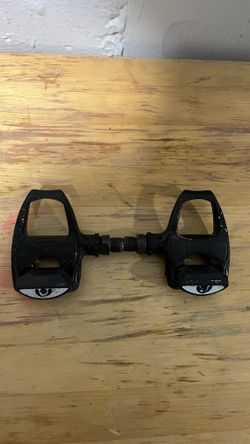 Shimano light Action Pedals