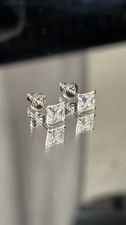 Princess-Cut Moissanite Earrings – S925 Sterling Silver