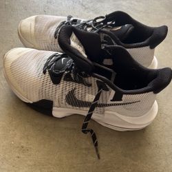Nike Size 7.5 Basketball
