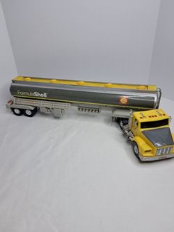 SILVERADO  TOY