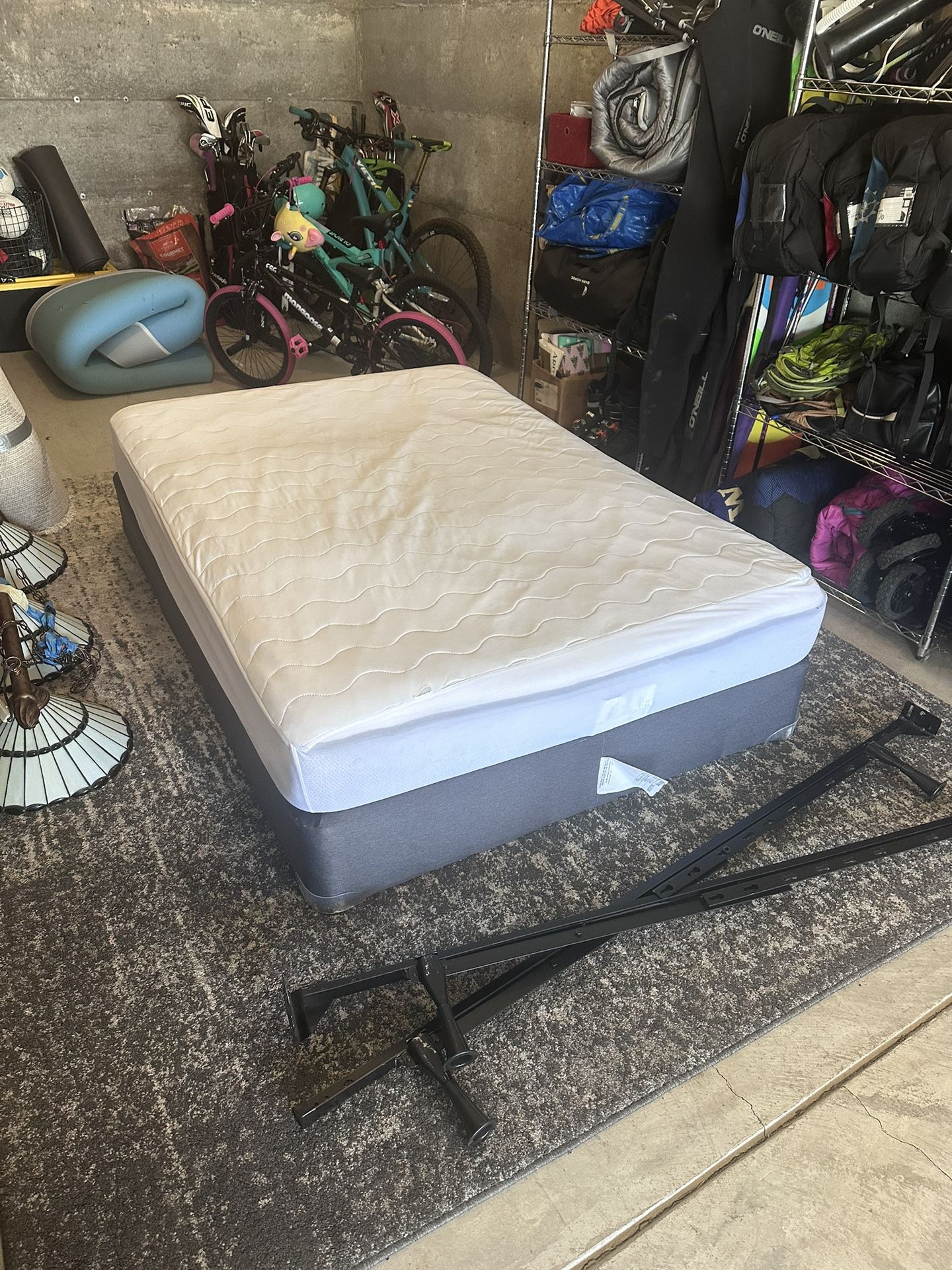 Sealy Full Size Mattress With Box Spring And Metal Bed Frame
