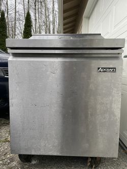 Adcraft Refrigerator