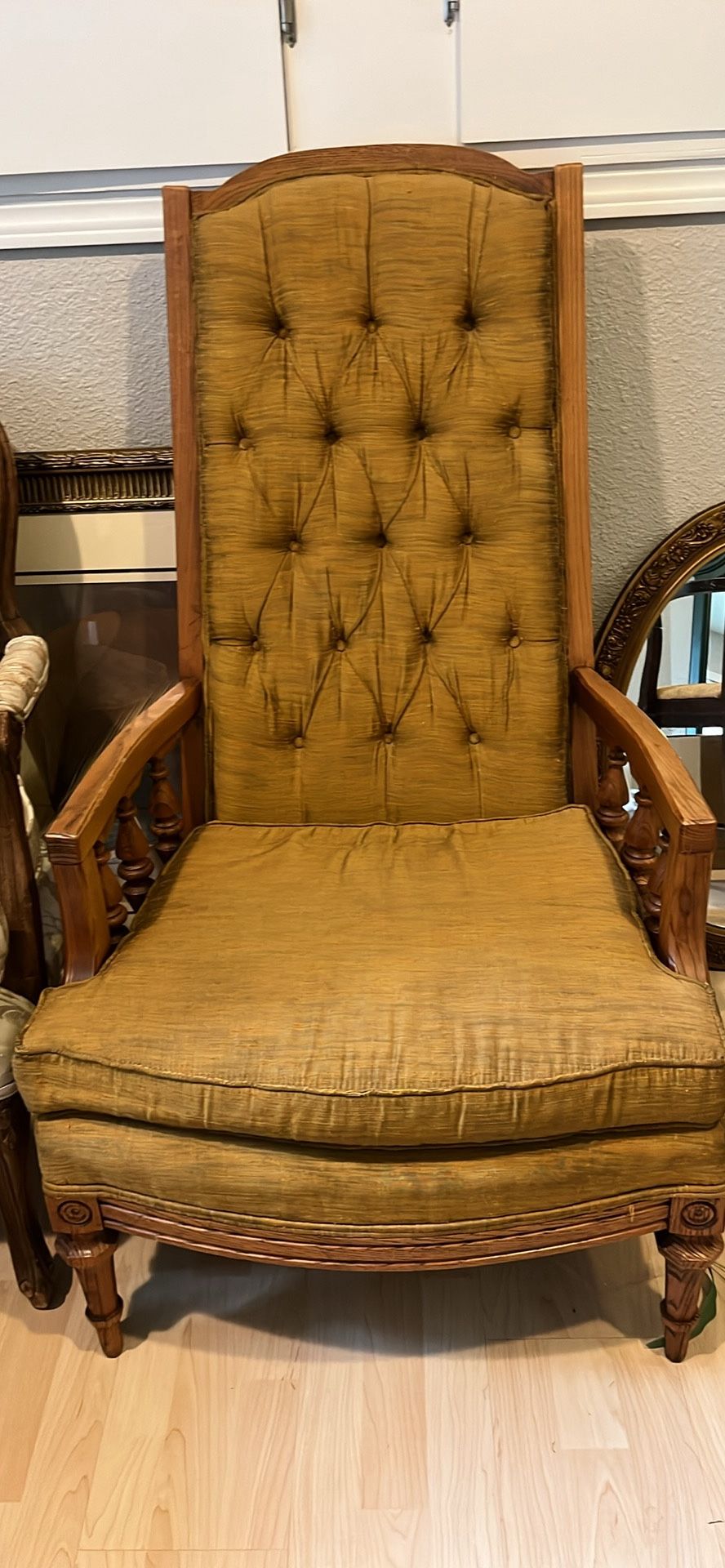 Antique Chair Gold