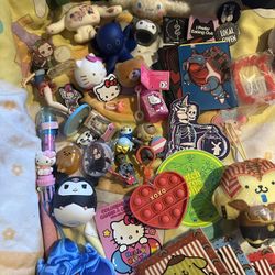 Dollar Trinkets! Sanrio/hello Kitty, Pokémon,anime ECT!! 