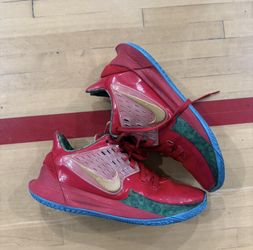Basketball shoes