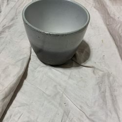 Small  Planter/Flower Pot 