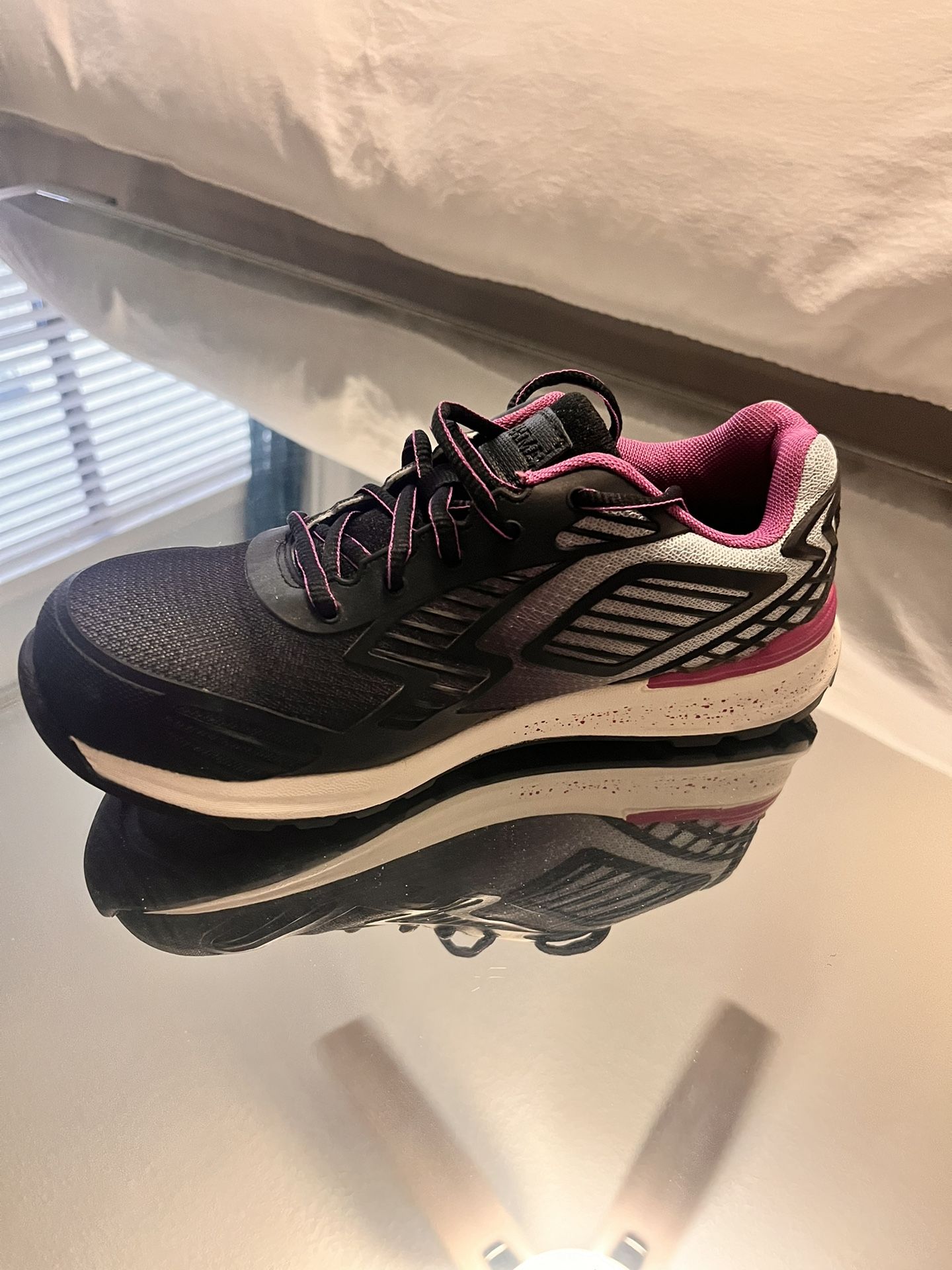 Women's Steel Toe Shoes Size 7