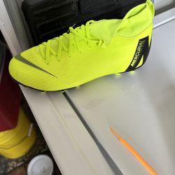 Soccer Shoes 