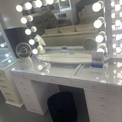 Vanity Mirror