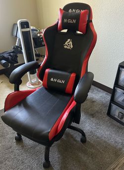 Gaming  chair