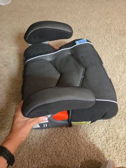 $10 Car seat booster Graco