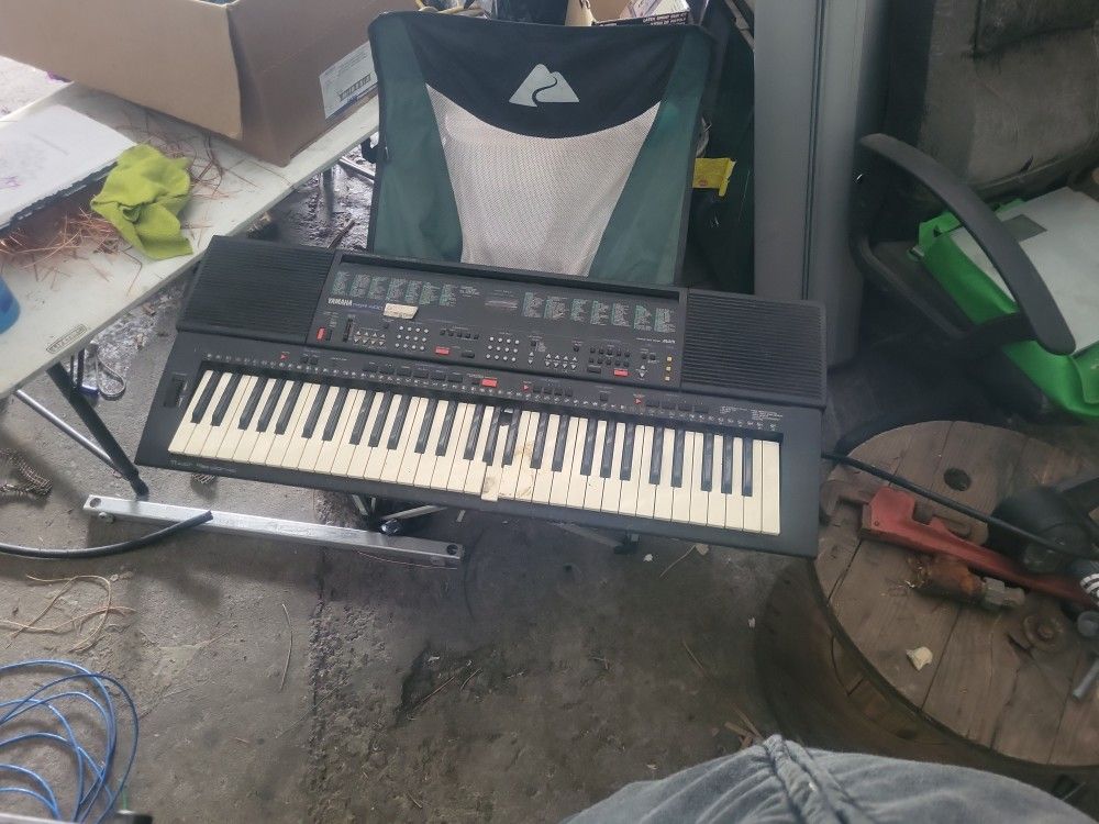 Yamaha PSR-400