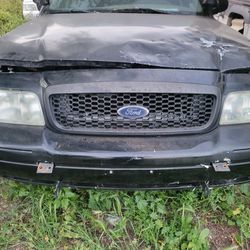 Front Clip Good Condition ,bad hood 