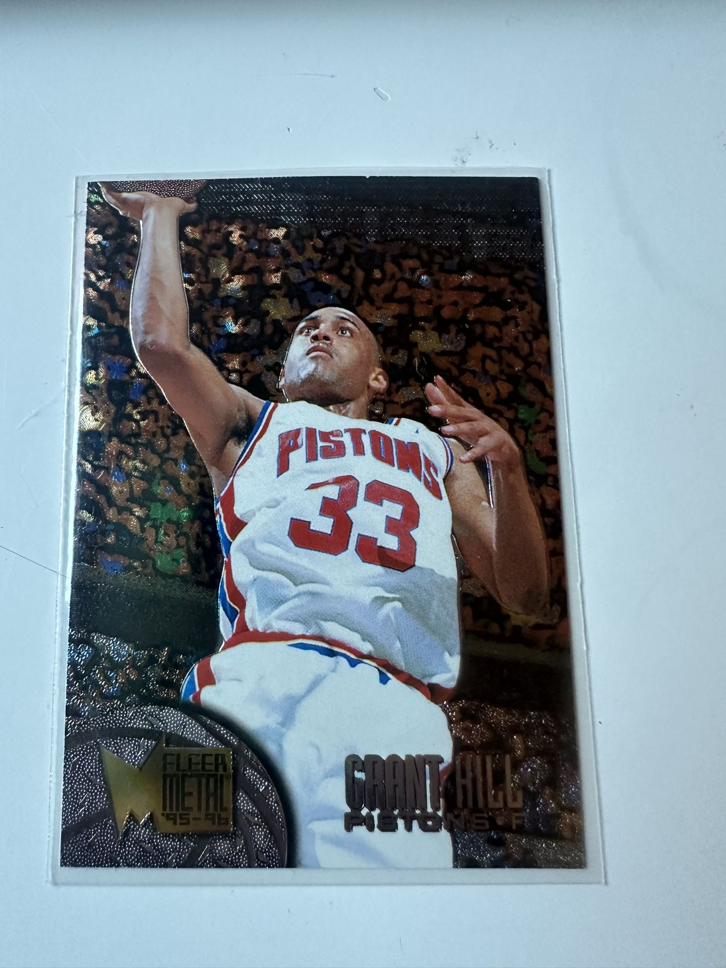 Rookie 1995 GRANT HILL Fleer Basketball Card