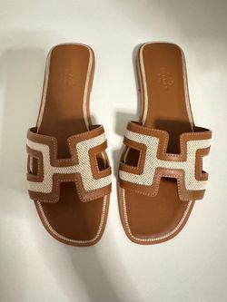 Hermes Brown Oran Sandals size 37