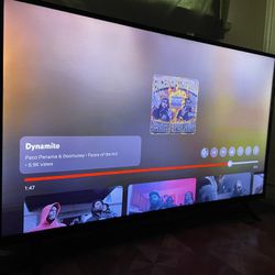 flatscreen  Roku Tv