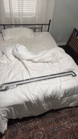 Curtain rod