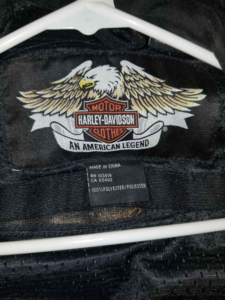 Size Large Harley Bike Jacket Slightly Worn