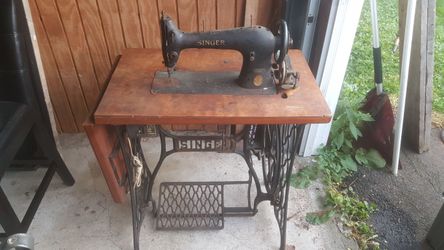 Antique singer sewing machine