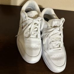 Reeboks Woman Sz 8.5