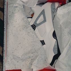 Jordan 4 Retro White Cement Size 10.5 Men Brand New 
