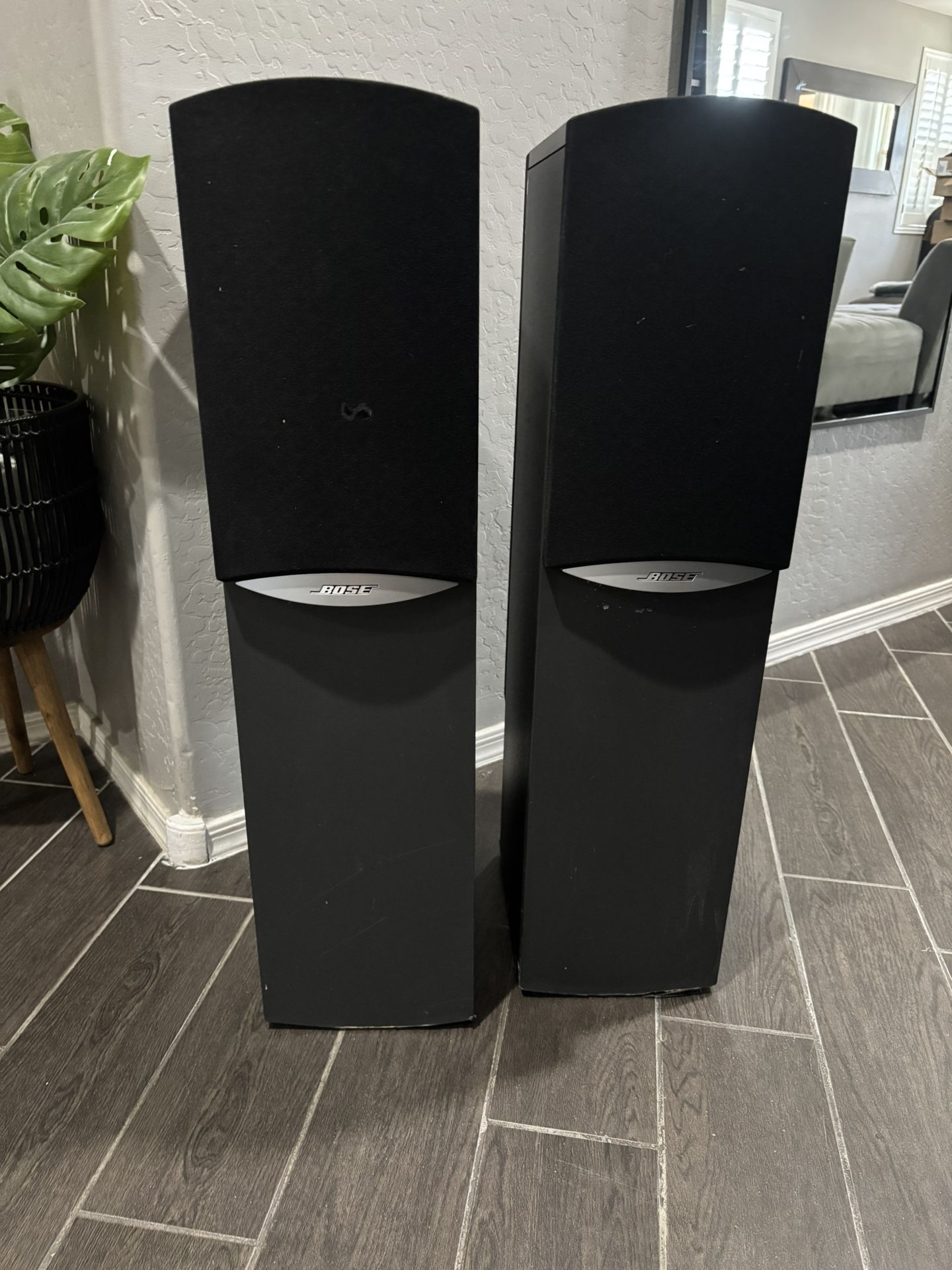Bose Speaker Pair