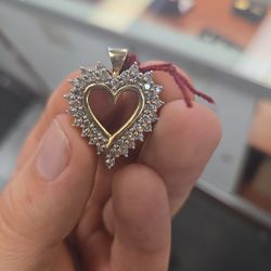 Diamond heart pendent