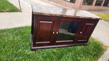 Tv stand storage cabinet (20$)