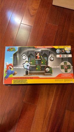World of Nintendo Super Mario Deluxe Boo Mansion Playset