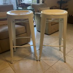2 Metal Stools 