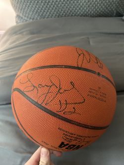 Knicks Signed Basketball